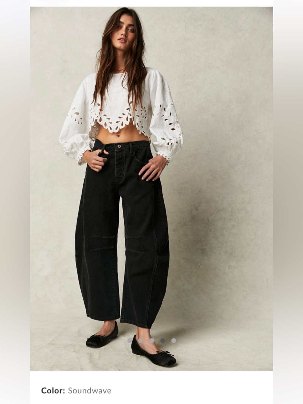 Free People Soundwave barrel jeans. Great condition worn once.